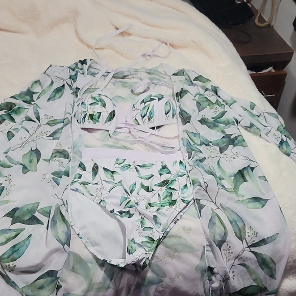 Other - Leaf Print Bikini Set with Cover-Up
